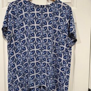 LOFT  Short Sleeve Blouse with Blue and White Pattern